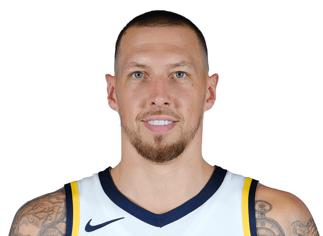 Daniel Theis Headshot