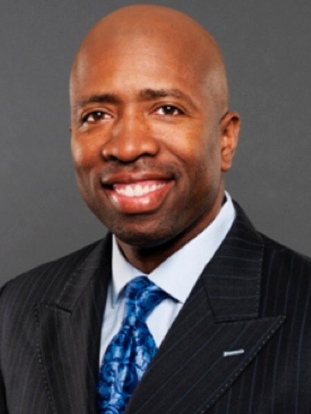 Kenny Smith Headshot