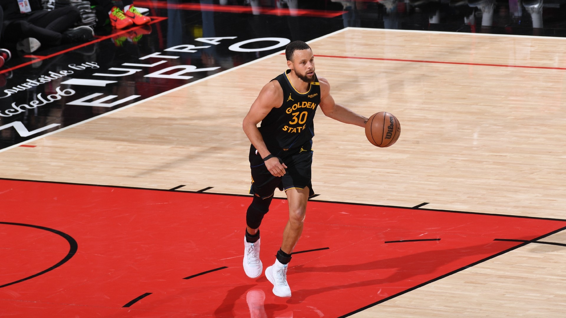 Assist of the Night: Stephen Curry